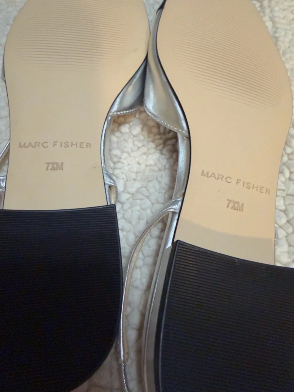 Marc Fisher Dela2 Metallic Silver Slingback Flats Black Cap Toes size 7.5 New